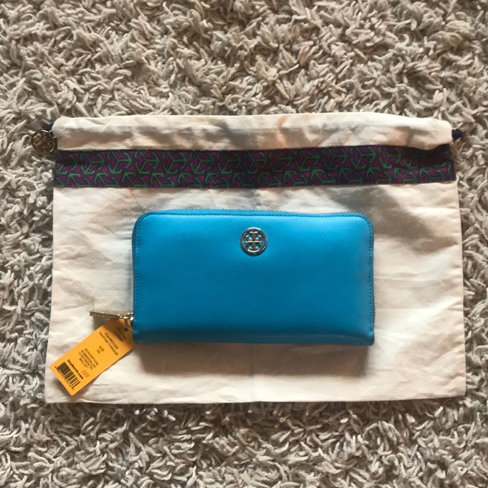 Tory Burch wallet